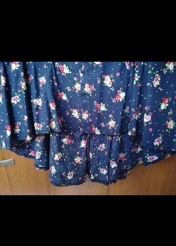 m Beden Kısa Kollu Çiçek Desenli Vintage Bluz