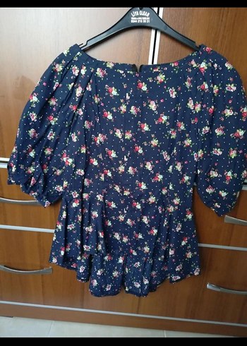 Kısa Kollu Çiçek Desenli Vintage Bluz