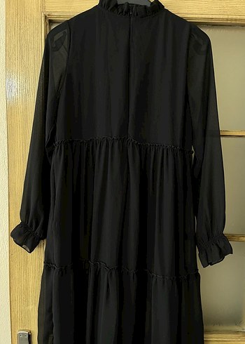 Siyah Uzun Kollu Fırfırlı Uzun Elbise - Görsel 2