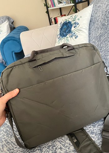 Laptop Çantası CASELOGİC - Görsel 4