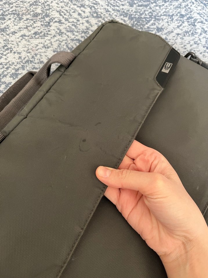 Laptop Çantası CASELOGİC - Görsel 2