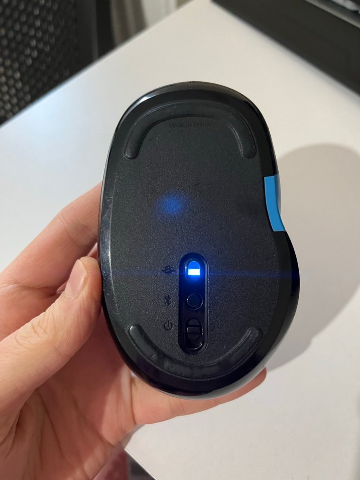 Microsoft Siyah Kablosuz Bluetooth Mouse - Görsel 2