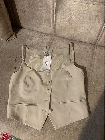 m Beden Stradivarius yelek