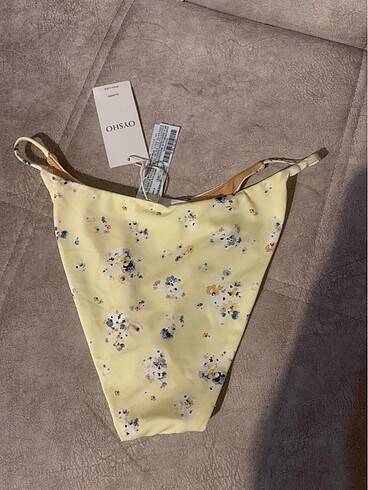 m Beden Oysho bikini altı