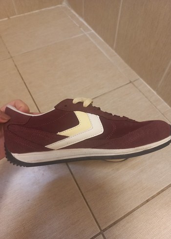 bordo Spor Ayakkabı - Görsel 3