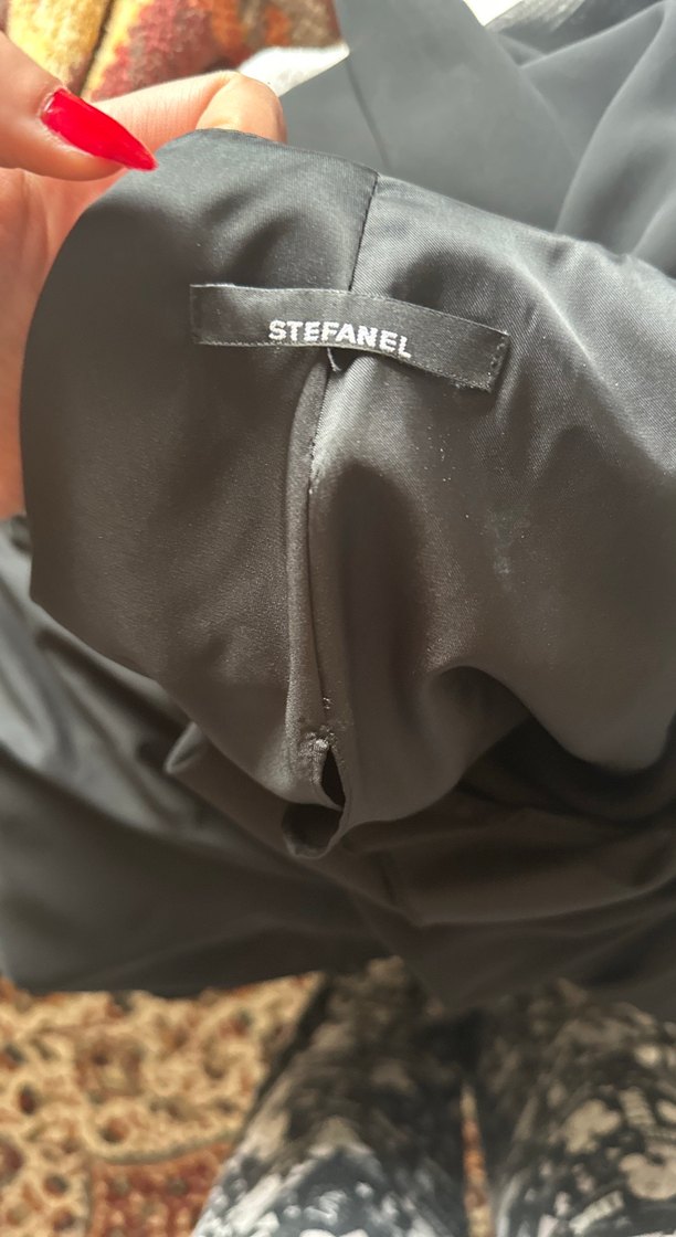 Siyah Drapeli V Yakalı Midi Goth Elbise arkadan ayarlanabilir - Görsel 2