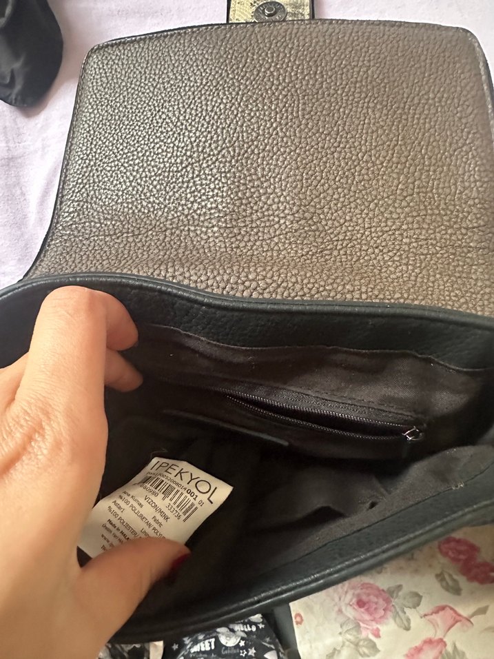 Siyah Deri Yılan Desenli Tokalı Çanta - Görsel 2