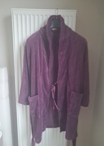 SABAHLIK OYSHO MARKA. 38 BEDEN MİDİ BOY 90 cm. HİÇ KULLANILMADI - Görsel 2