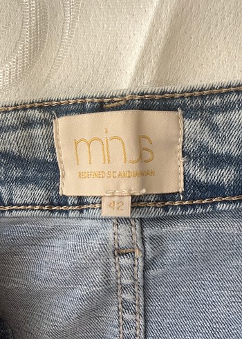 42 Beden Yırtmaçlı Kot Midi Etek