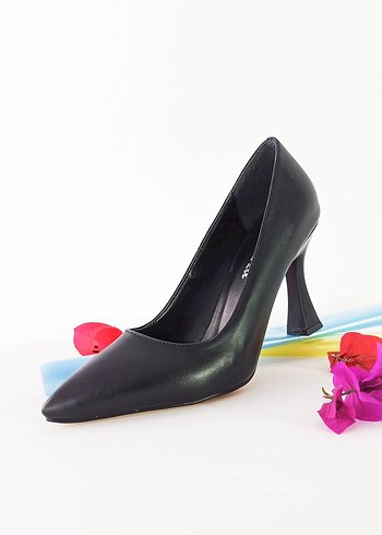 Kahverengi Deri Tokalı Stiletto - Görsel 5