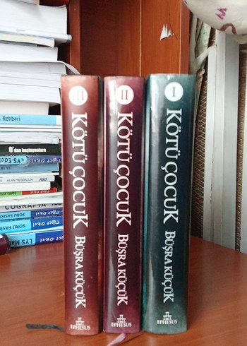 Kötü Çocuk - Boşra Koçuk 3 Cilt Set