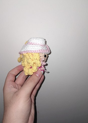  Beden Amigurumi Barbie anahtarlık