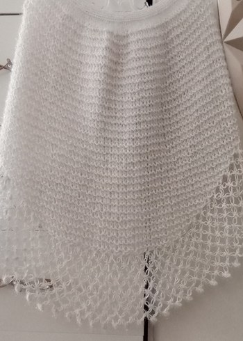 Kız Çocuk Beyaz Dantel Detaylı Örgü Pelerin - Görsel 4