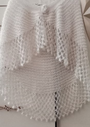 Kız Çocuk Beyaz Dantel Detaylı Örgü Pelerin - Görsel 2