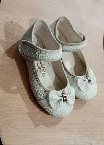 Kızlar için Beyaz Fiyonk Detaylı Babet - Görsel 5