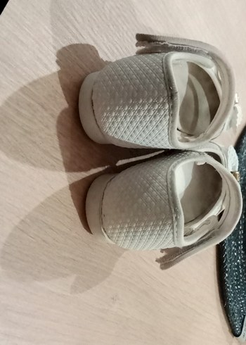 Kızlar için Beyaz Fiyonk Detaylı Babet - Görsel 4