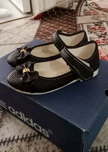 Kız Çocuk Siyah Yılan Desenli Tokalı Babet - Görsel 2