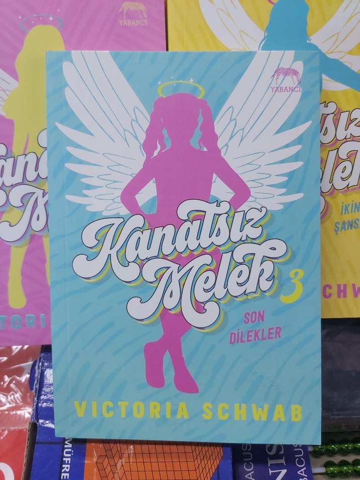 Kanatsız Melek 3 Kitap Seti - Victoria Schwab - Görsel 4