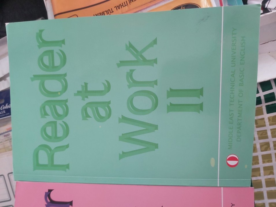 Reader at Work 1 ve 2 Üniversite Kitapları - Görsel 3