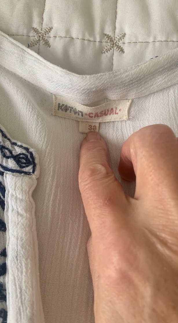 Koton Nakışlı Kolsuz Bol Kesim Tunik - Görsel 2