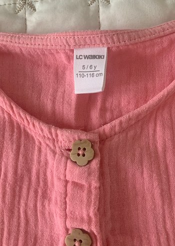 Düğmeli Pembe Kız Elbisesi - Görsel 2