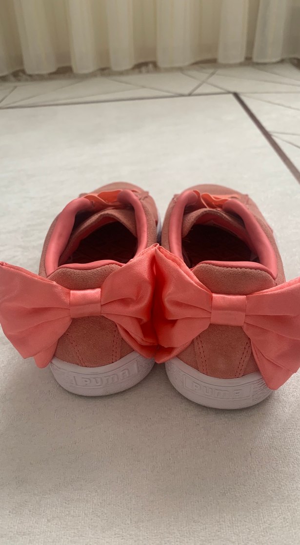 Orjinal süet kadın Puma spor ayakkabısı - Görsel 2