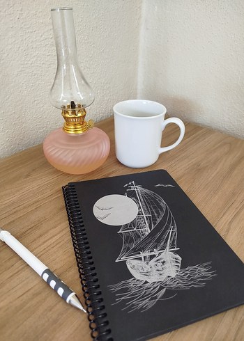 Siyah Kapaklı Spiralli Defter