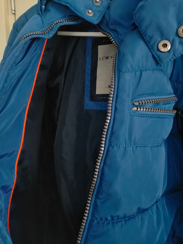 Mavi Fermuarlı Kadın Kışlık Mont - Görsel 3