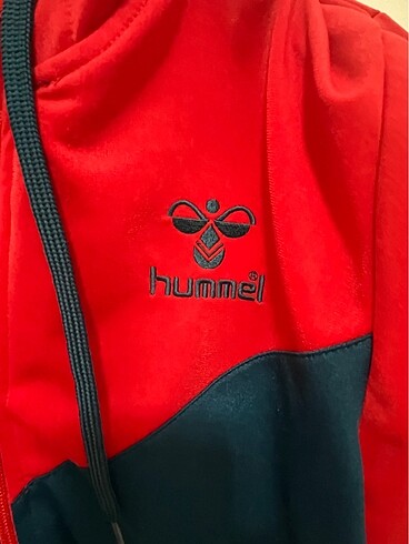 m Beden kırmızı Renk Hummel kapüşonlu