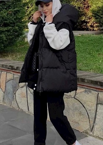 Siyah Kapüşonlu Kadın Şişme Yelek - Görsel 2