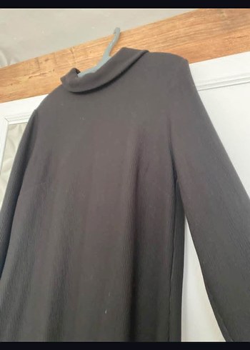 Siyah Uzun Kollu Yüksek Yakalı Salaş Elbise - Görsel 2