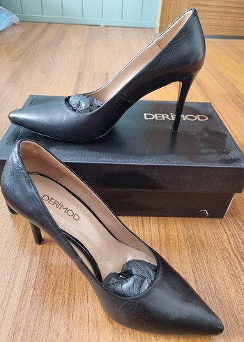 39 Beden siyah Renk Derimod Siyah Kadın Stiletto