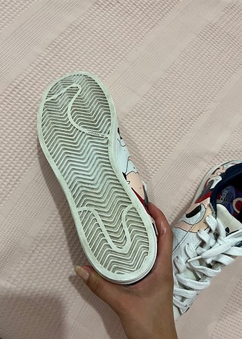 Adidas Beyaz Bağcıklı Spor Ayakkabı adidas süperstar