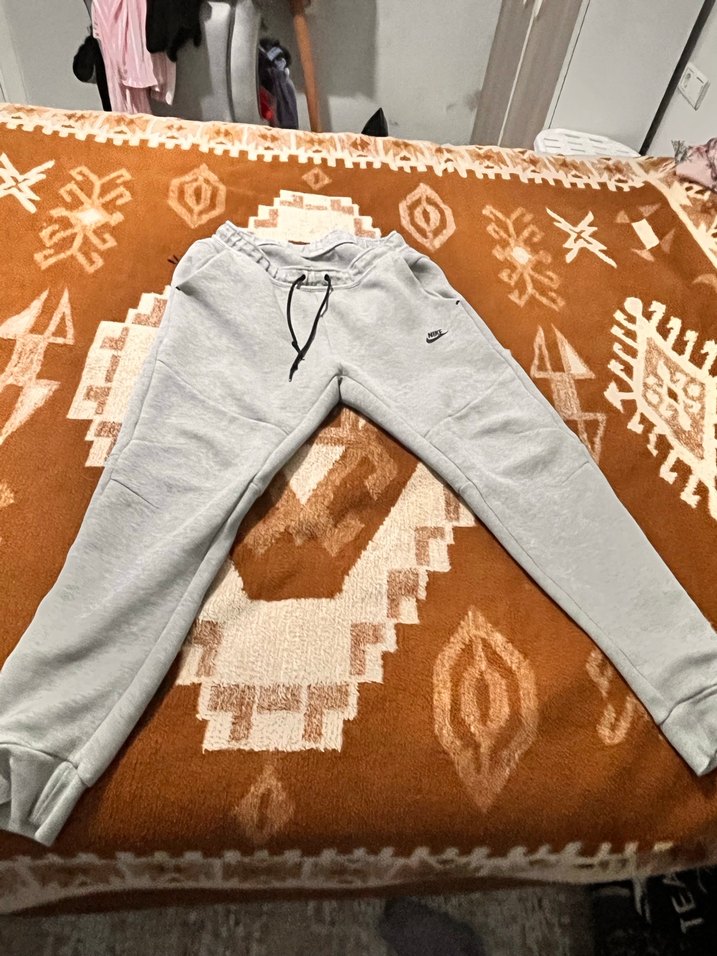 Nike Tech fleece 2025 sezon - Görsel 2