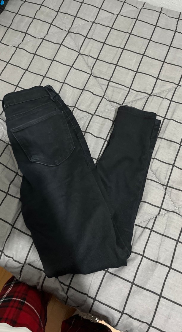 Diz Yırtıklı Siyah Regular Fit Kadın Jean - Görsel 4