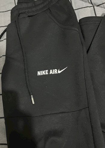 Erkek Siyah Kemerli Rahat Kesim Eşofman Altı - Görsel 4