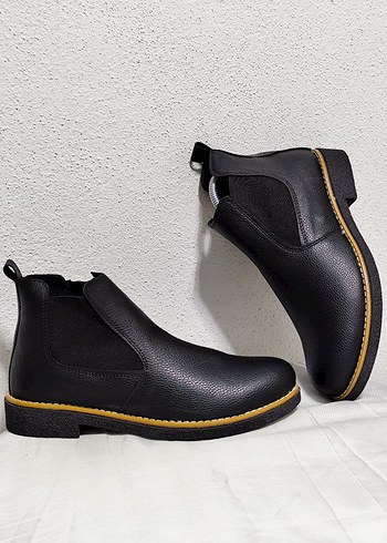 Siyah Renkli Erkek Sokak Tarzı Bot - Görsel 5