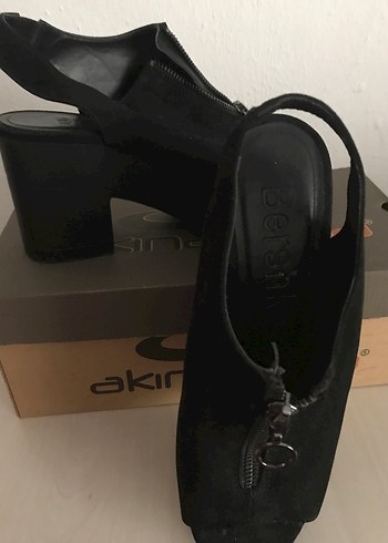 Kadın Siyah Topuklu Ayakkabı - Görsel 2