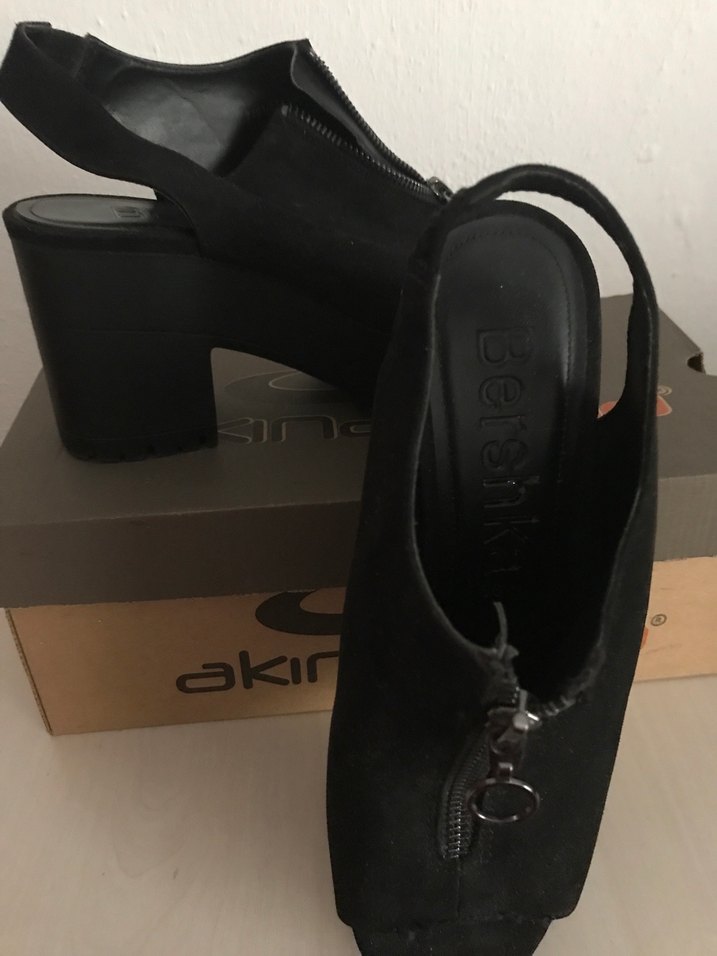 Kadın Siyah Topuklu Ayakkabı - Görsel 2