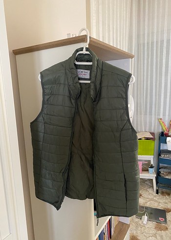 LCW Haki Kadın Şişme Yelek - Görsel 5