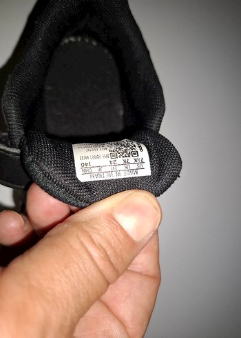 24 Beden siyah Renk Adidas Erkek Çocuk Siyah Spor Ayakkabı