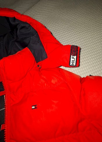 Tommy Hilfiger Kapüşonlu Erkek Çocuk Şişme Mont 2-4 Yaş - Görsel 4