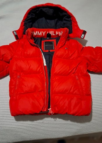 Tommy Hilfiger Kapüşonlu Erkek Çocuk Şişme Mont 2-4 Yaş - Görsel 2