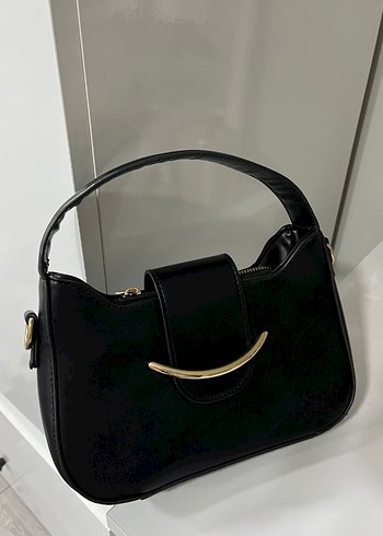 Klasik Siyah Deri Çanta - Görsel 2