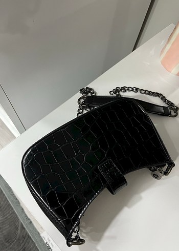 Siyah Yılan Derisi Çanta - Görsel 3