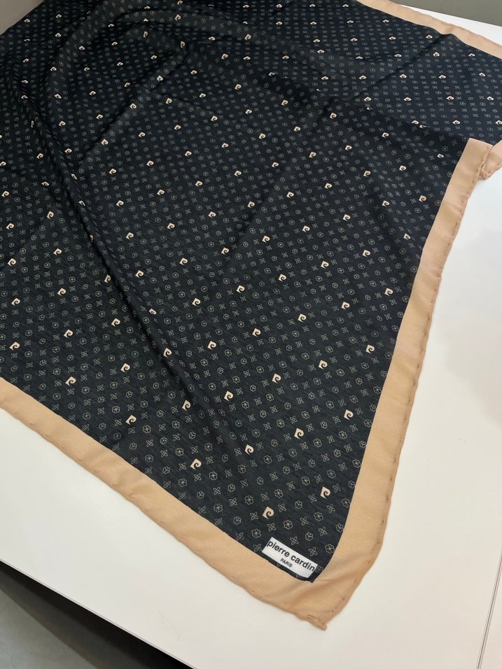 Pierre cardin eşarp - Görsel 2