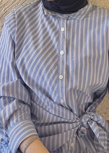 Mavi Çizgili bağlamalı Gömlek - Görsel 2