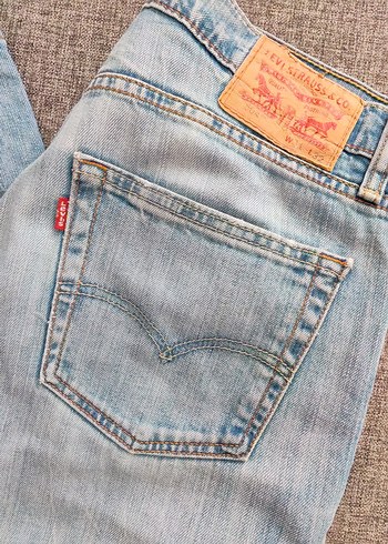 Levis Acik Mavi Denim Jean