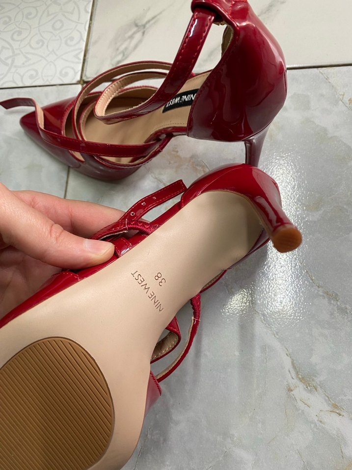 Kırmızı Rugan Tokalı Stiletto - Görsel 3