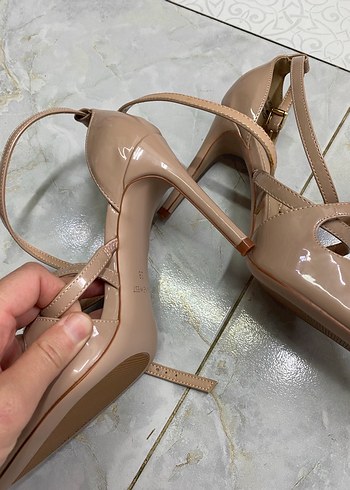 Bej Bağcıklı Stiletto Kadın Ayakkabı - Görsel 4